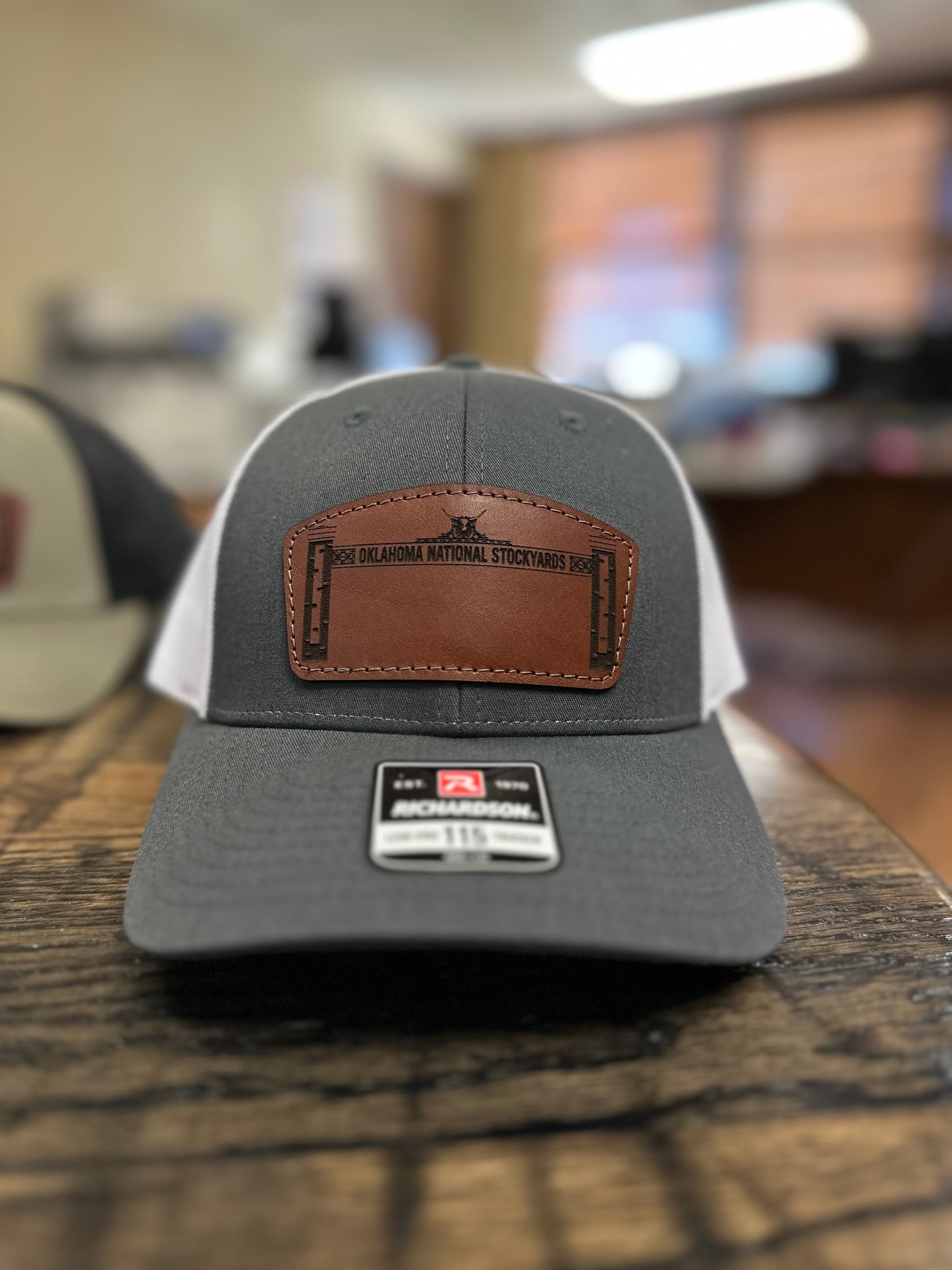 ARCH LEATHER PATCH CAP