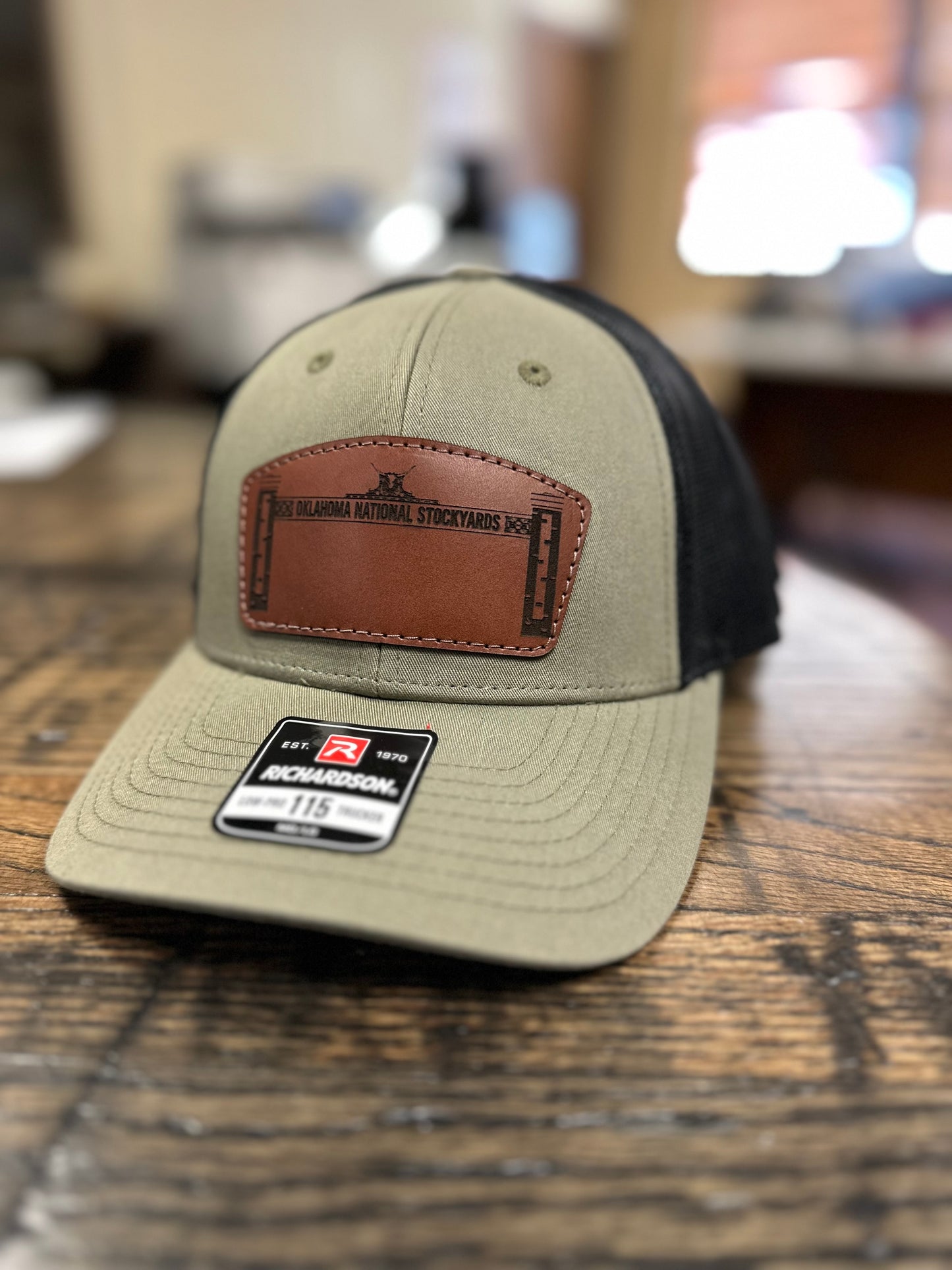 ARCH LEATHER PATCH CAP